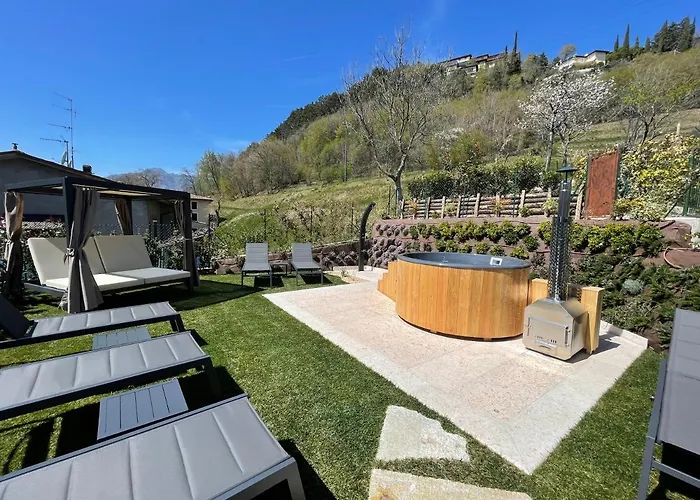 Borgo Cantagallo Casa Olivia 1