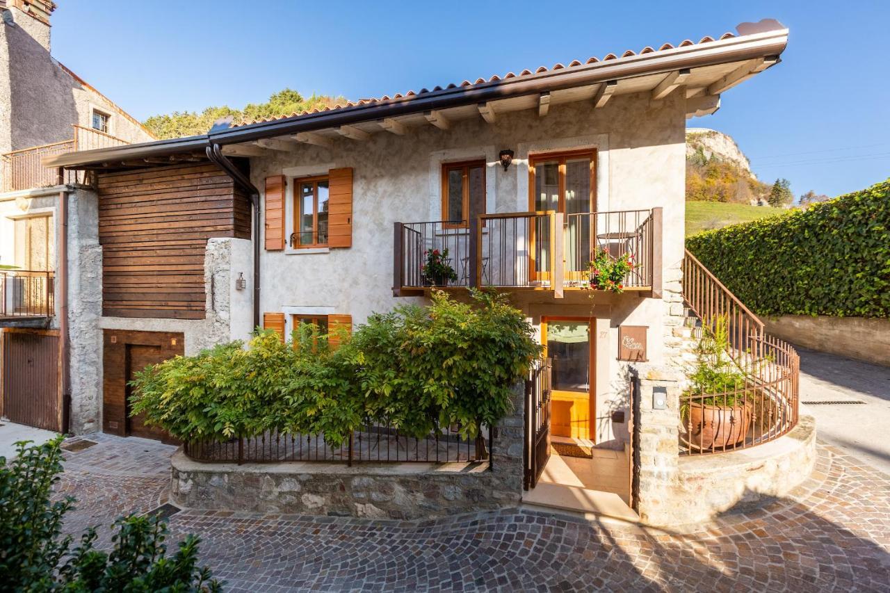 Borgo Cantagallo Casa Olivia 1 *